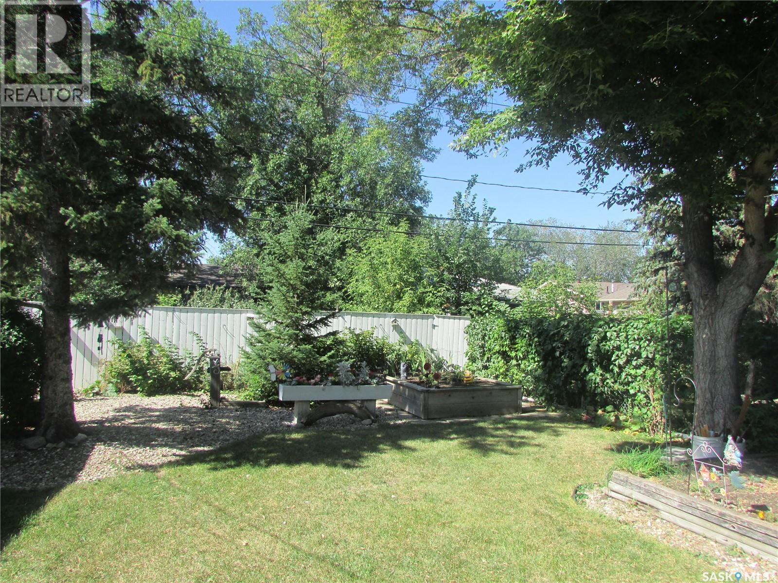 Photo 18 of 84 Coldwell Road, Regina SK