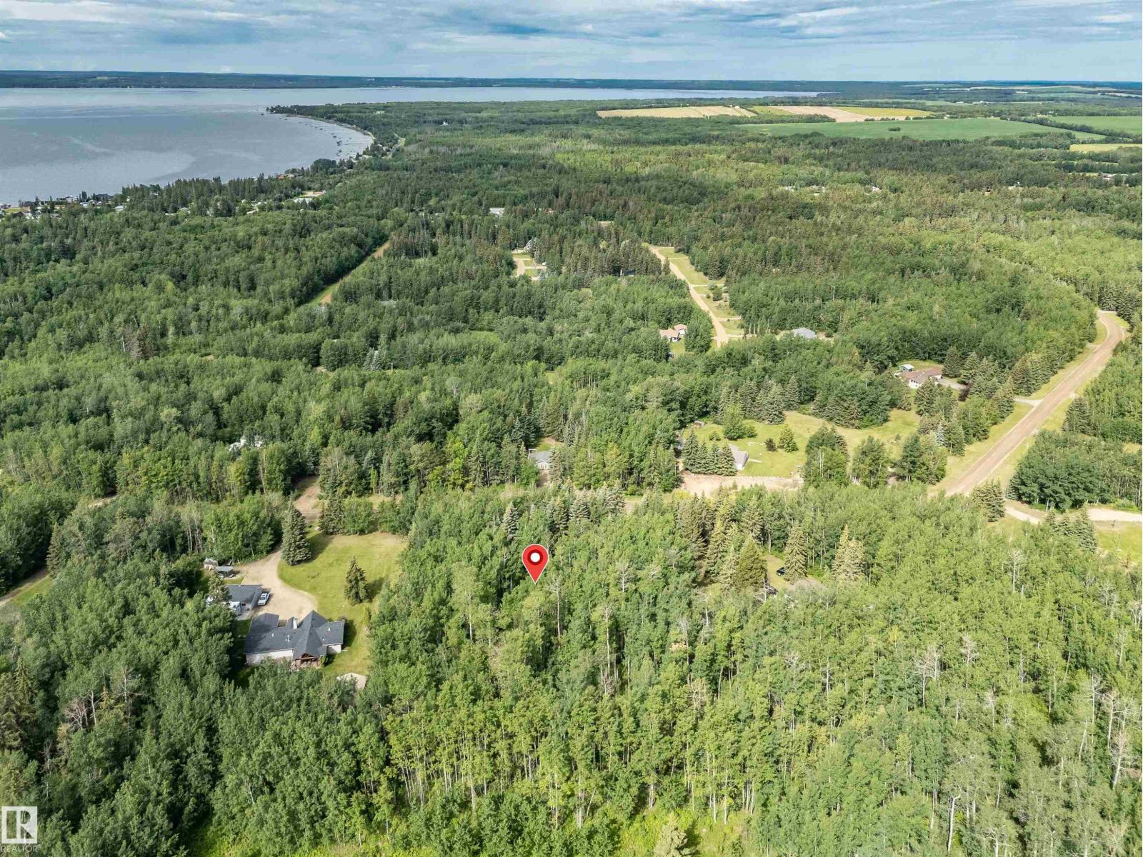 Photo 7 of 502 Highland Rd, Rural Wetaskiwin County AB