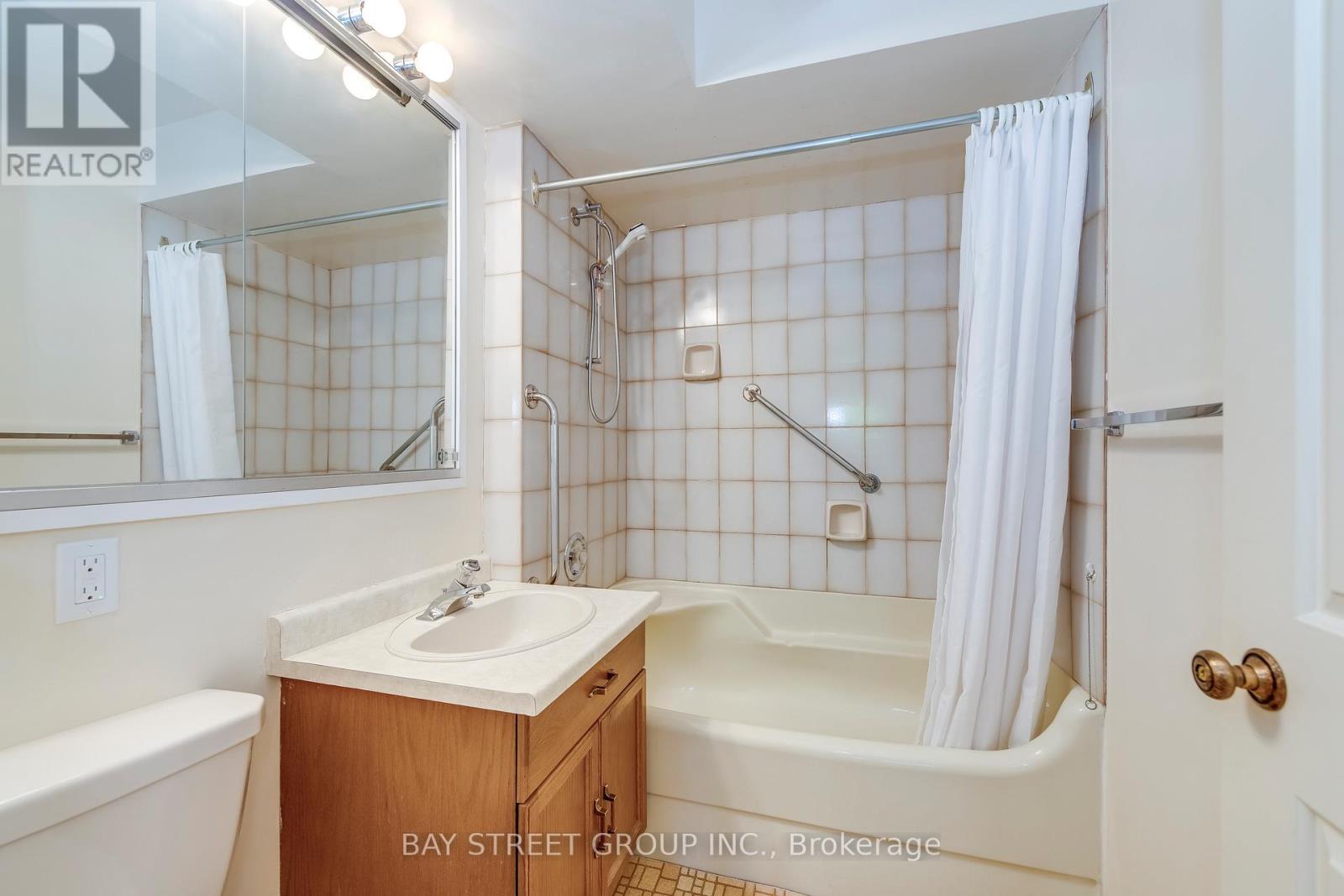 Photo 48 of 7 Mylesview Place, Toronto ON