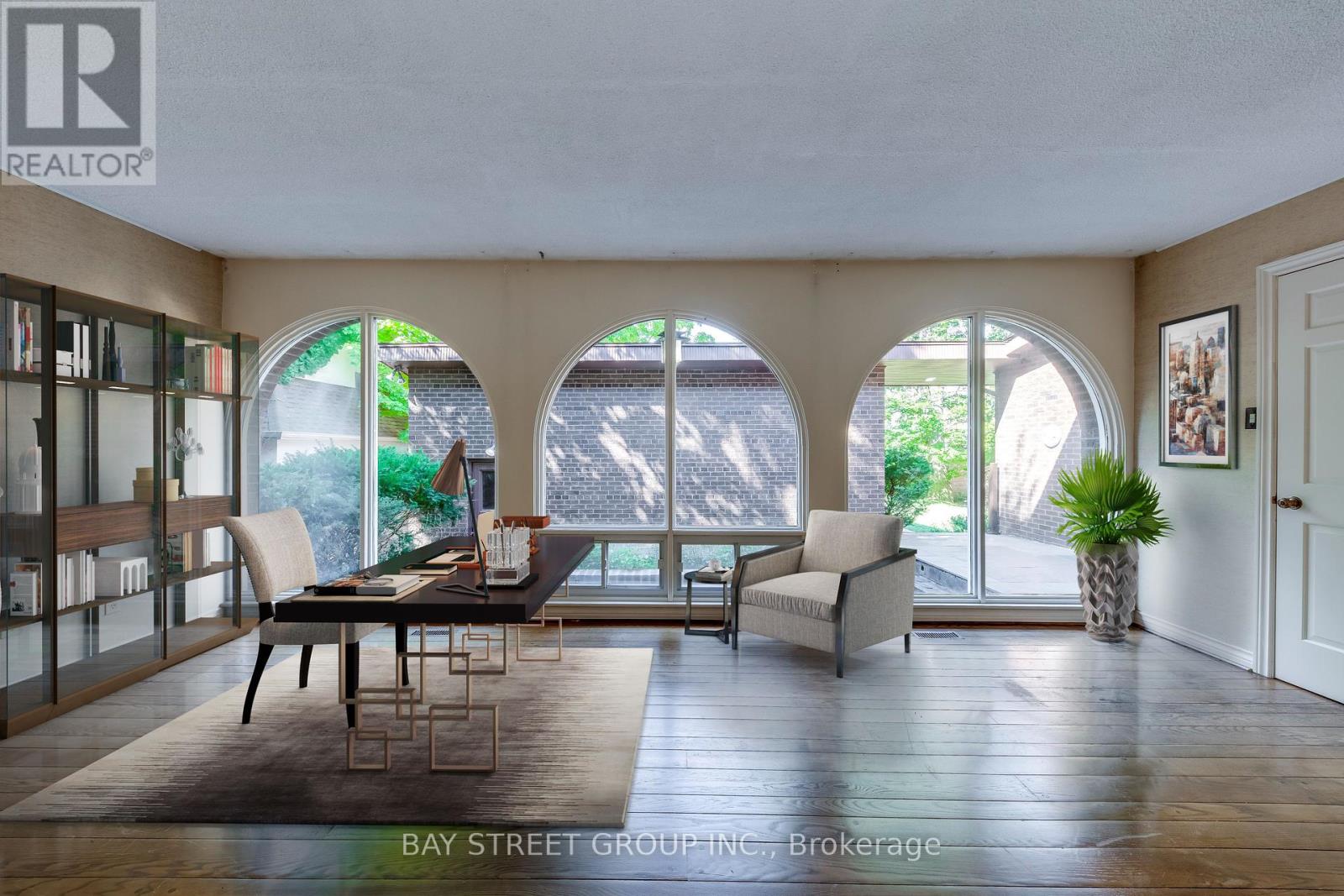 Photo 5 of 7 Mylesview Place, Toronto ON