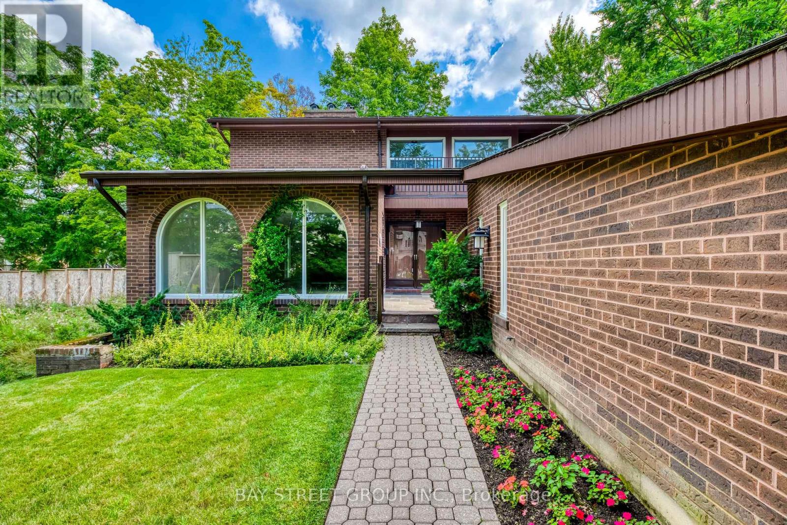 Photo 9 of 7 Mylesview Place, Toronto ON