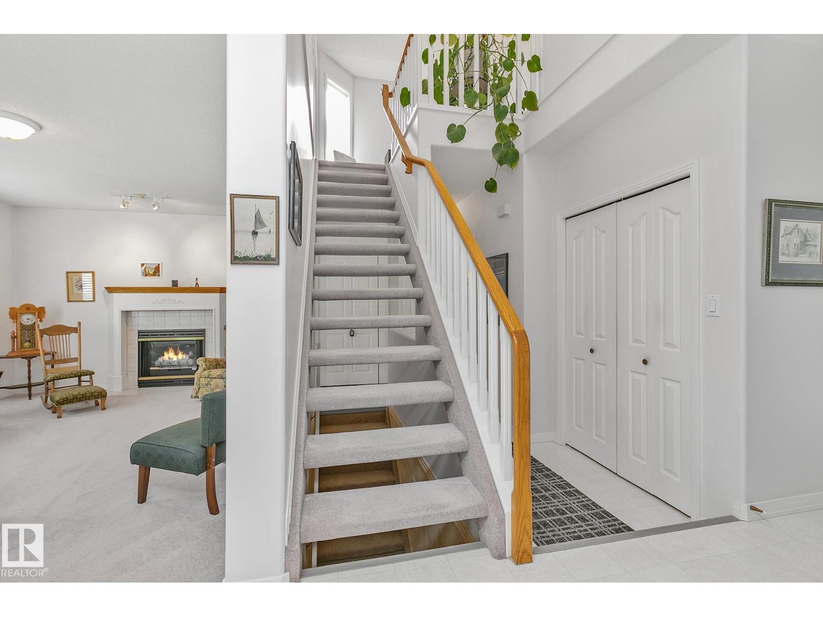 Photo 6 of 350 Lilac Ln, Sherwood Park AB