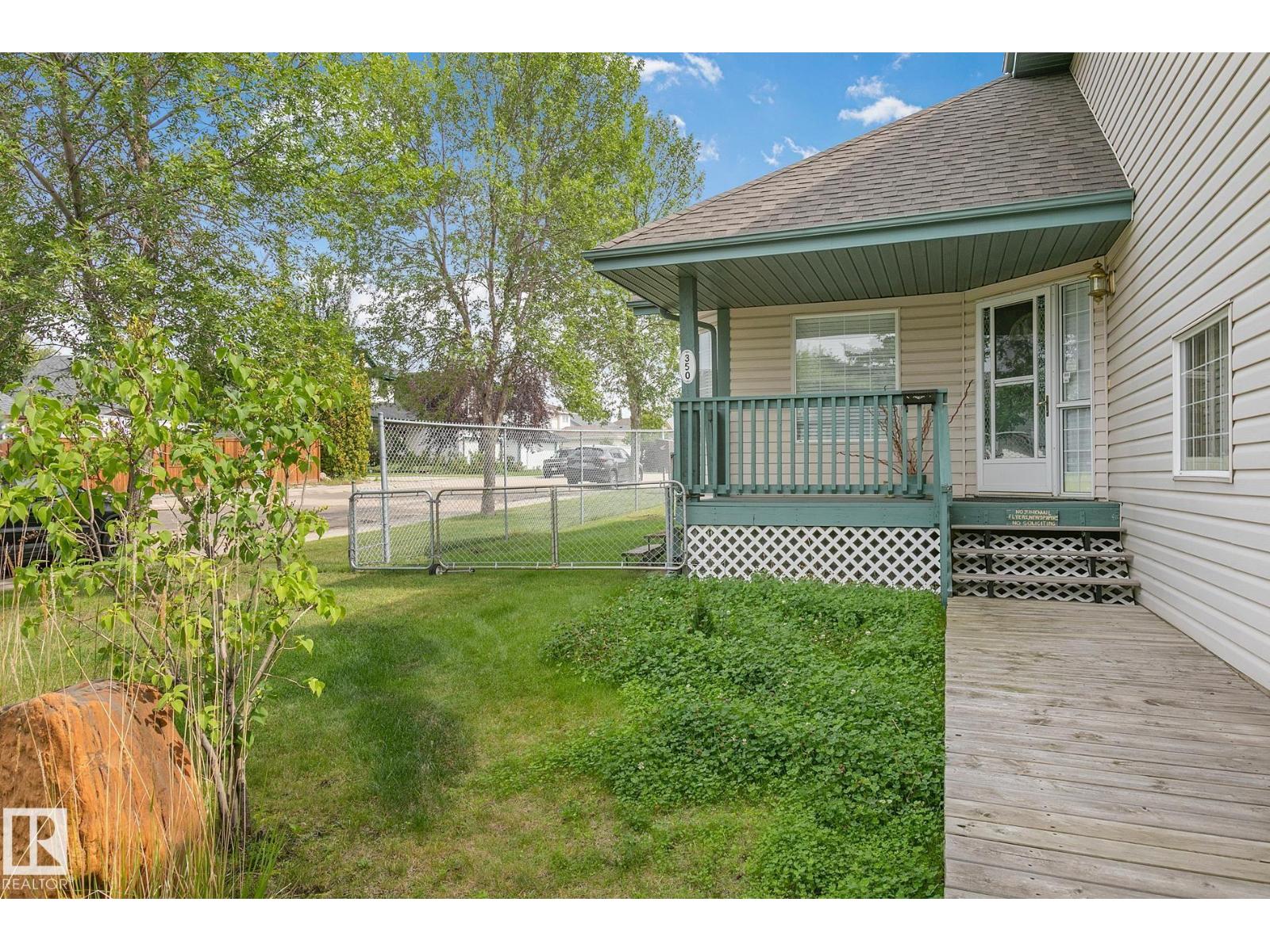 Photo 3 of 350 Lilac Ln, Sherwood Park AB