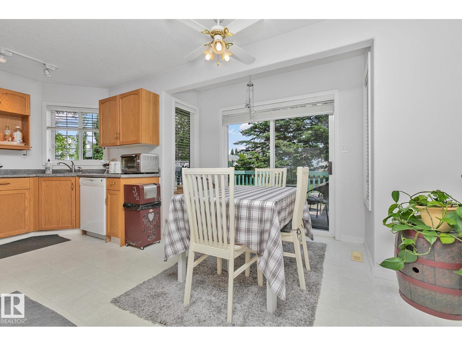 Photo 11 of 350 Lilac Ln, Sherwood Park AB