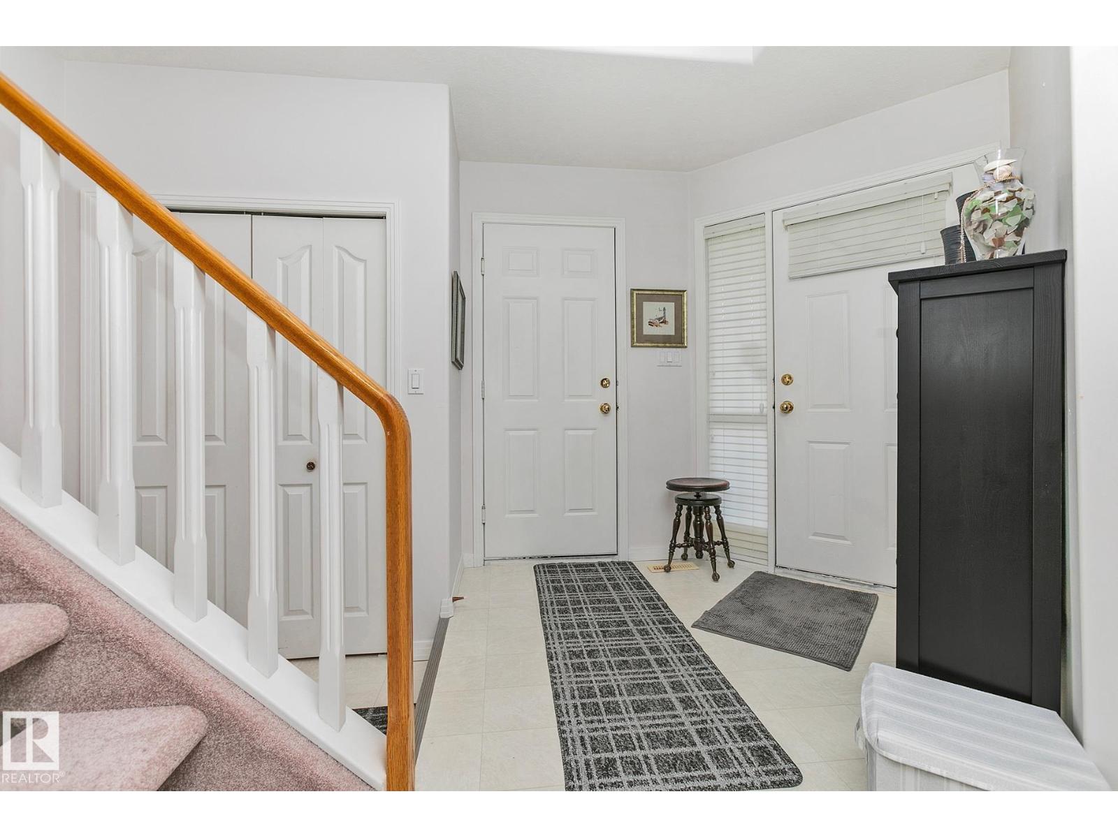 Photo 5 of 350 Lilac Ln, Sherwood Park AB