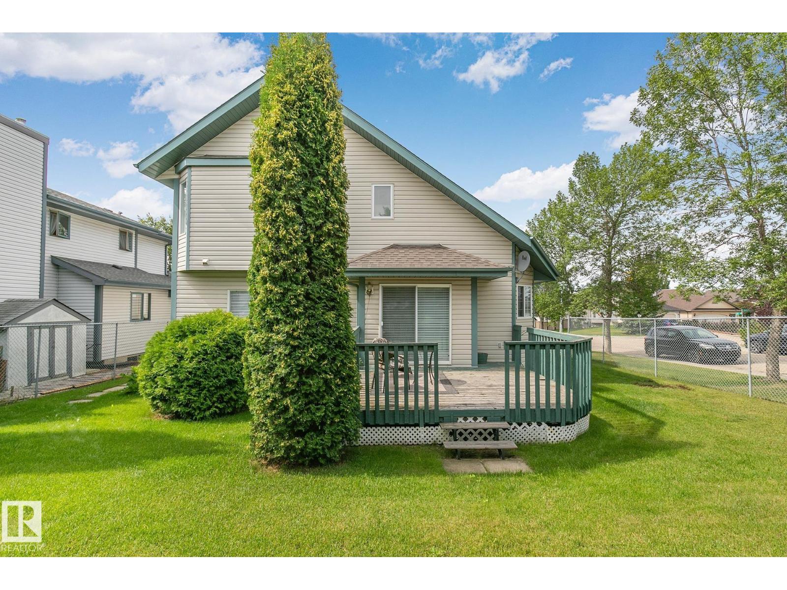 Photo 42 of 350 Lilac Ln, Sherwood Park AB
