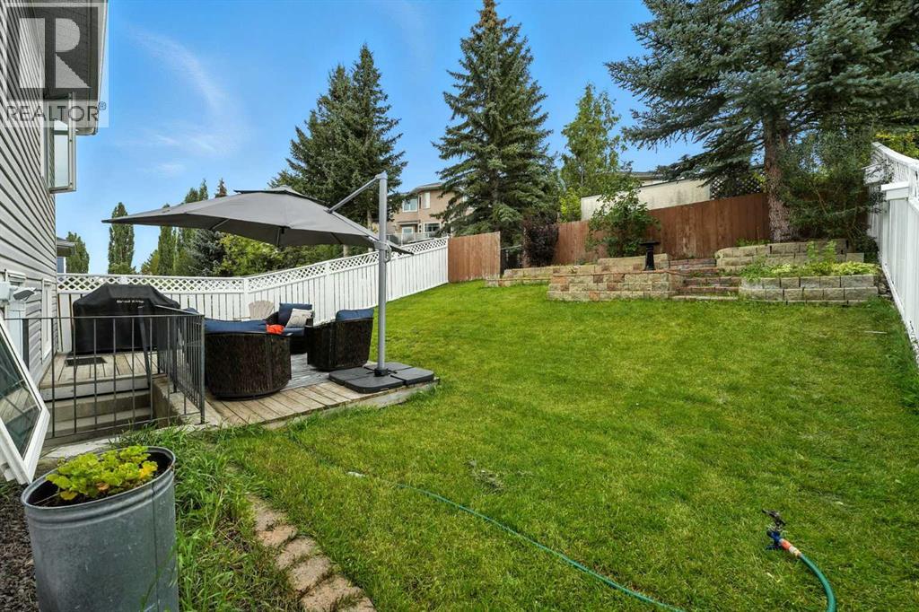 Single Family House 4 Level for Sale in  Macewan Park Circle NW MacEwan Glen Calgary 