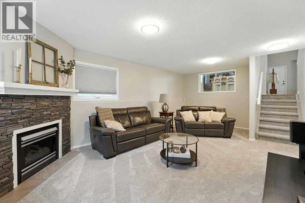 Single Family House 4 Level for Sale in  Macewan Park Circle NW MacEwan Glen Calgary 