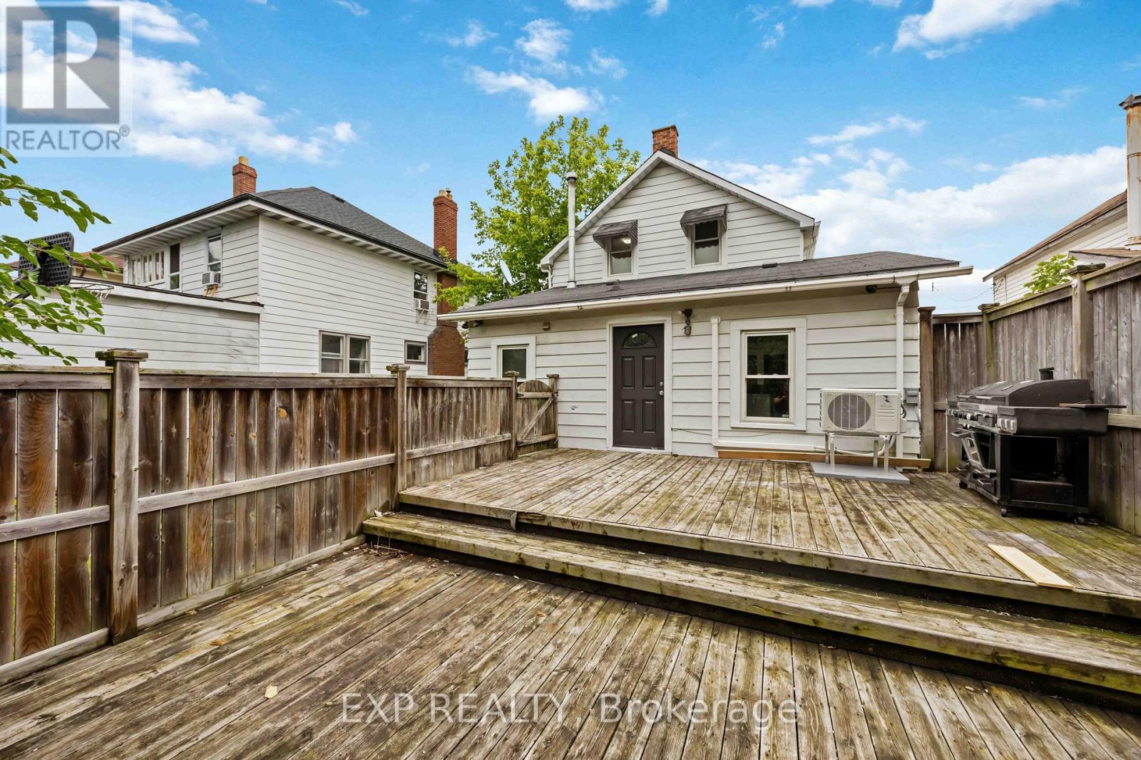 Photo 34 of 173 Brock Street S, Sarnia ON