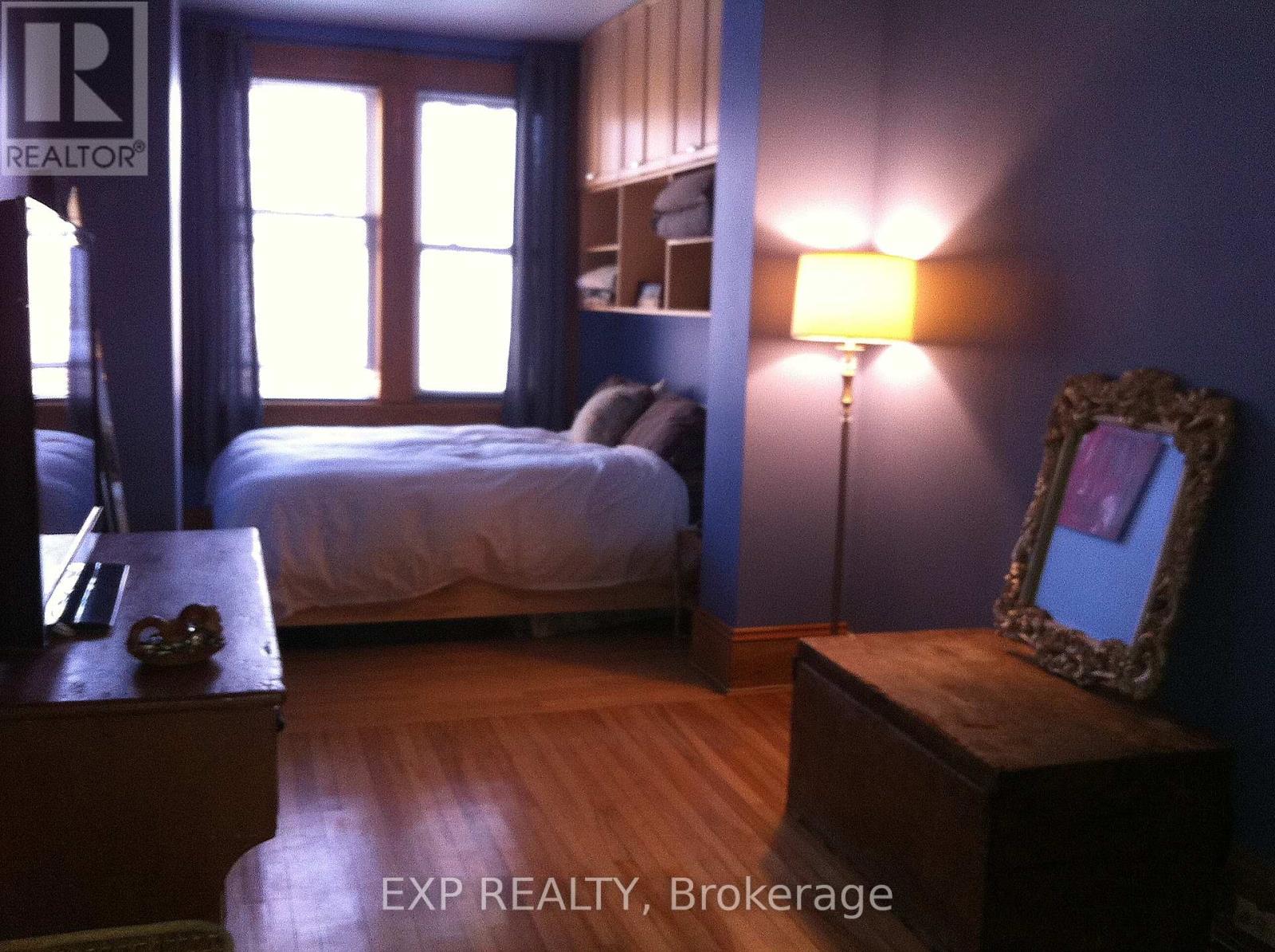 Photo 22 of 234 St Patrick Street W, Ottawa ON