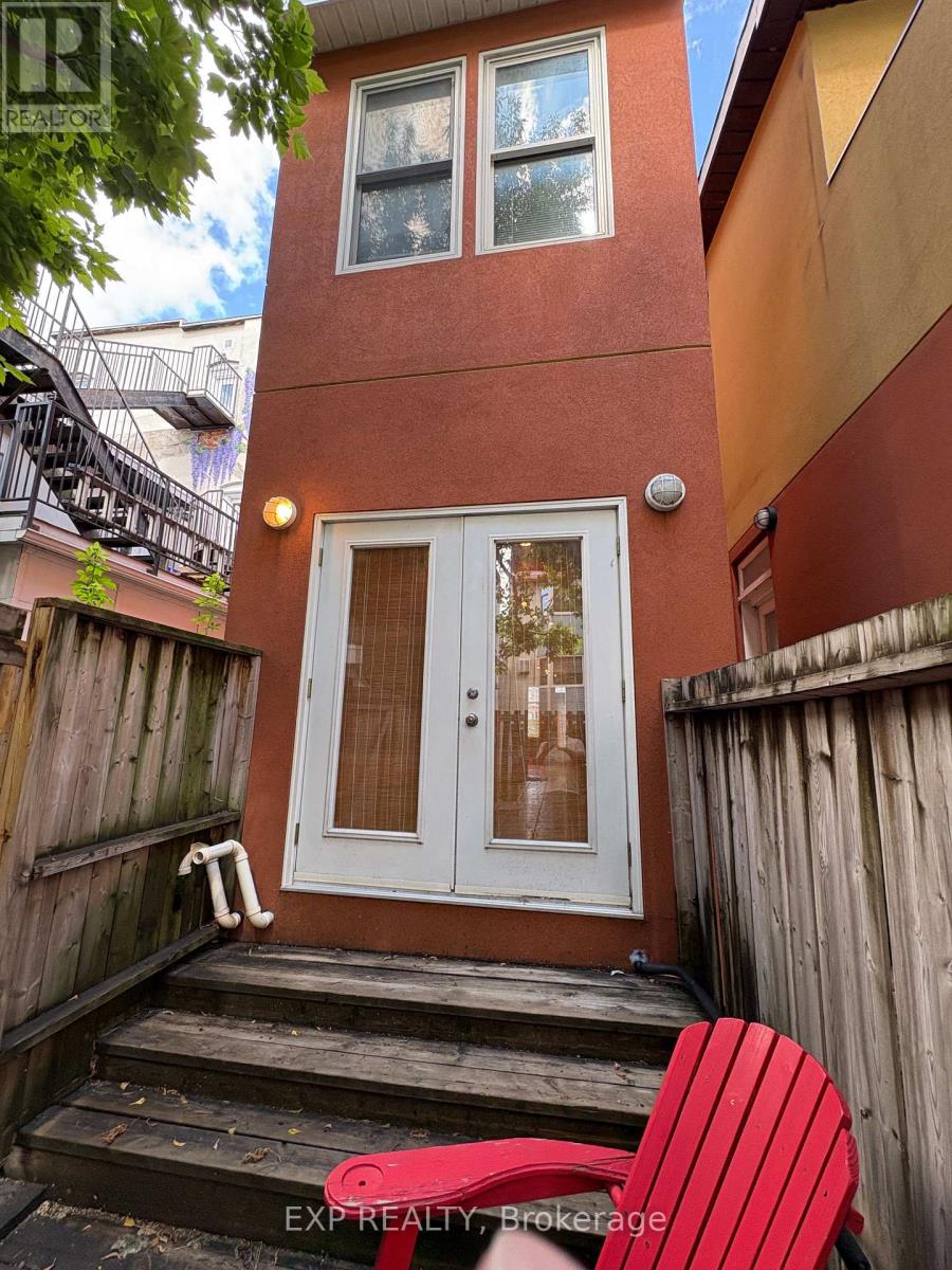 Photo 29 of 234 St Patrick Street W, Ottawa ON