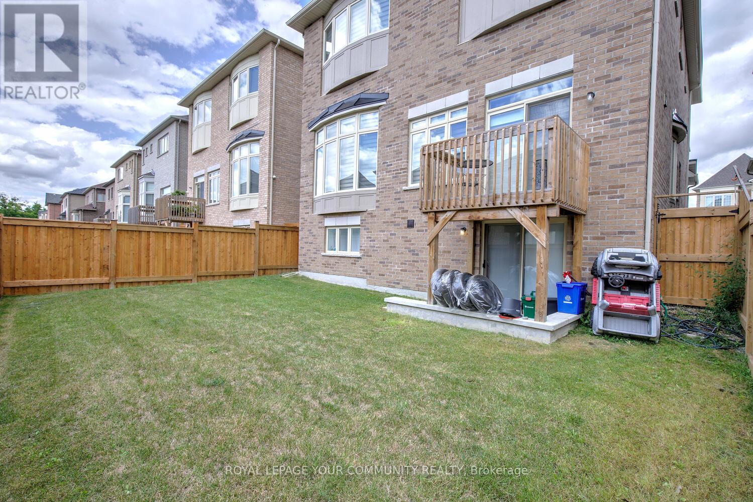 Photo 49 of 152 Stormont Trail, Vaughan ON