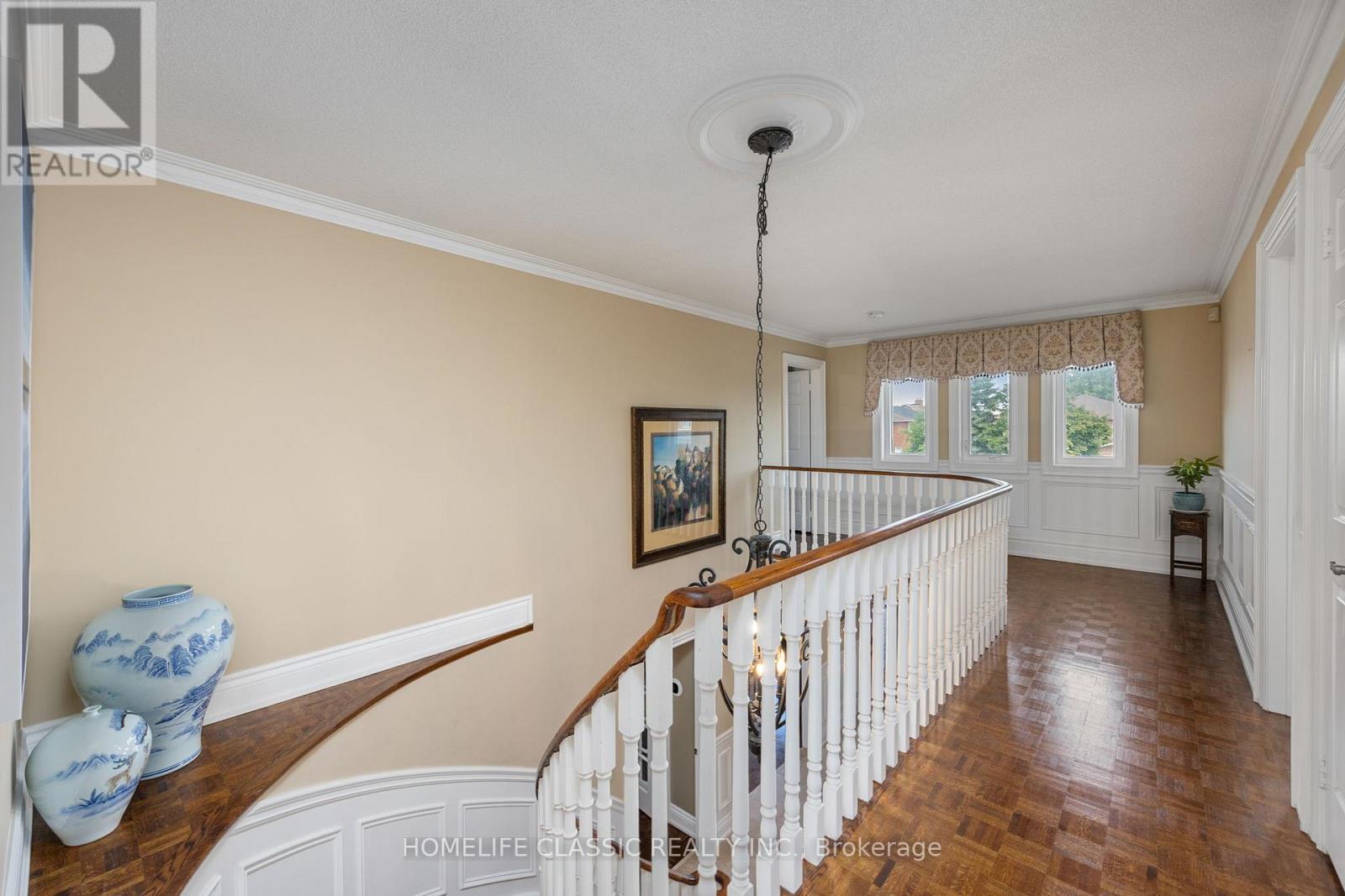 Photo 20 of 133 Medallion Boulevard, Vaughan ON