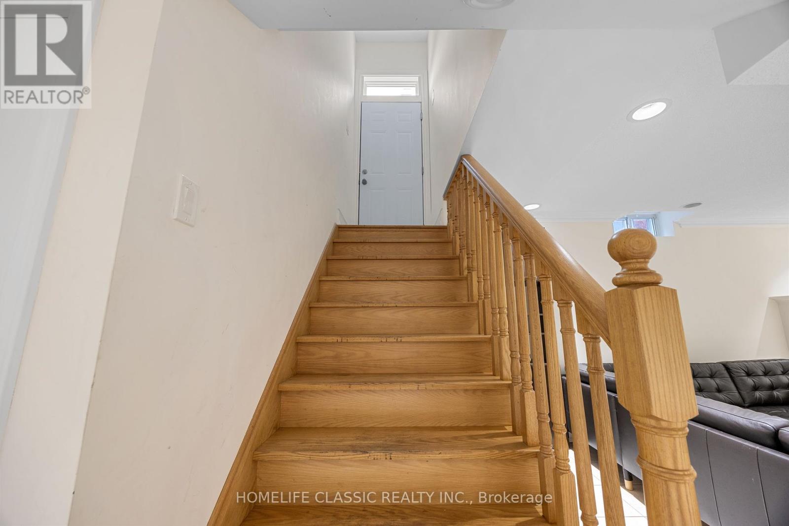 Photo 41 of 133 Medallion Boulevard, Vaughan ON