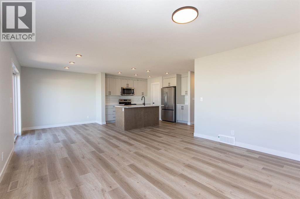 Photo 17 of 75 Bardwell Way, Sylvan Lake AB