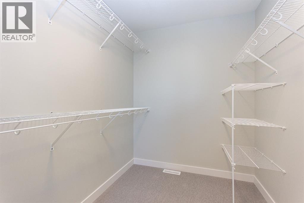 Photo 23 of 75 Bardwell Way, Sylvan Lake AB