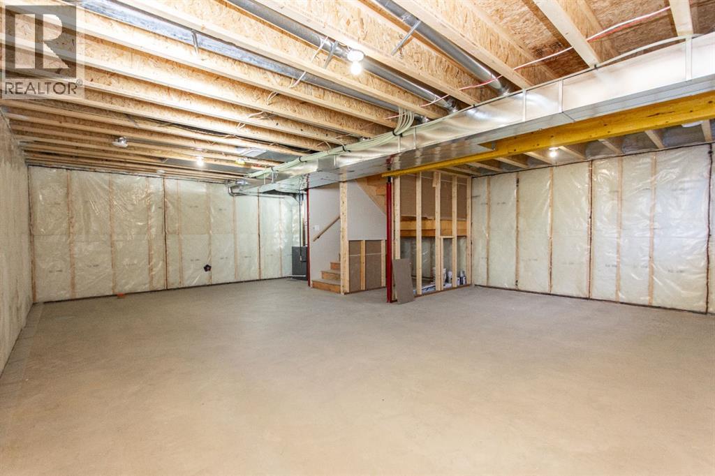Photo 37 of 75 Bardwell Way, Sylvan Lake AB
