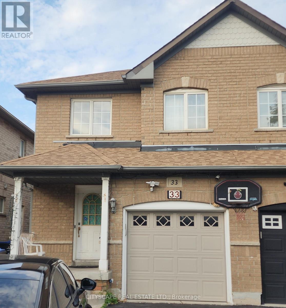 Photo 1 of 33 Ridgefield Court, Brampton ON