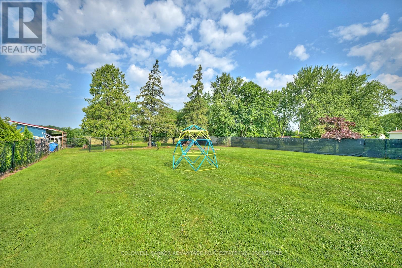 Photo 11 of 3314 Trinity Church Road, Hamilton ON