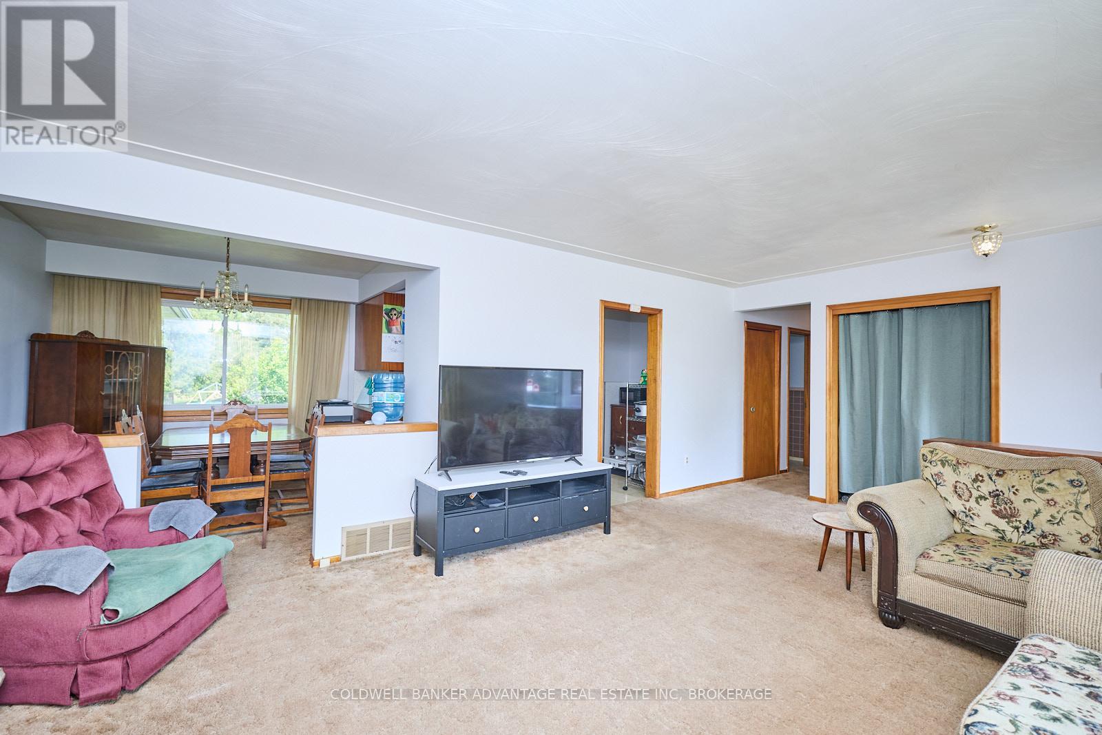 Photo 19 of 3314 Trinity Church Road, Hamilton ON