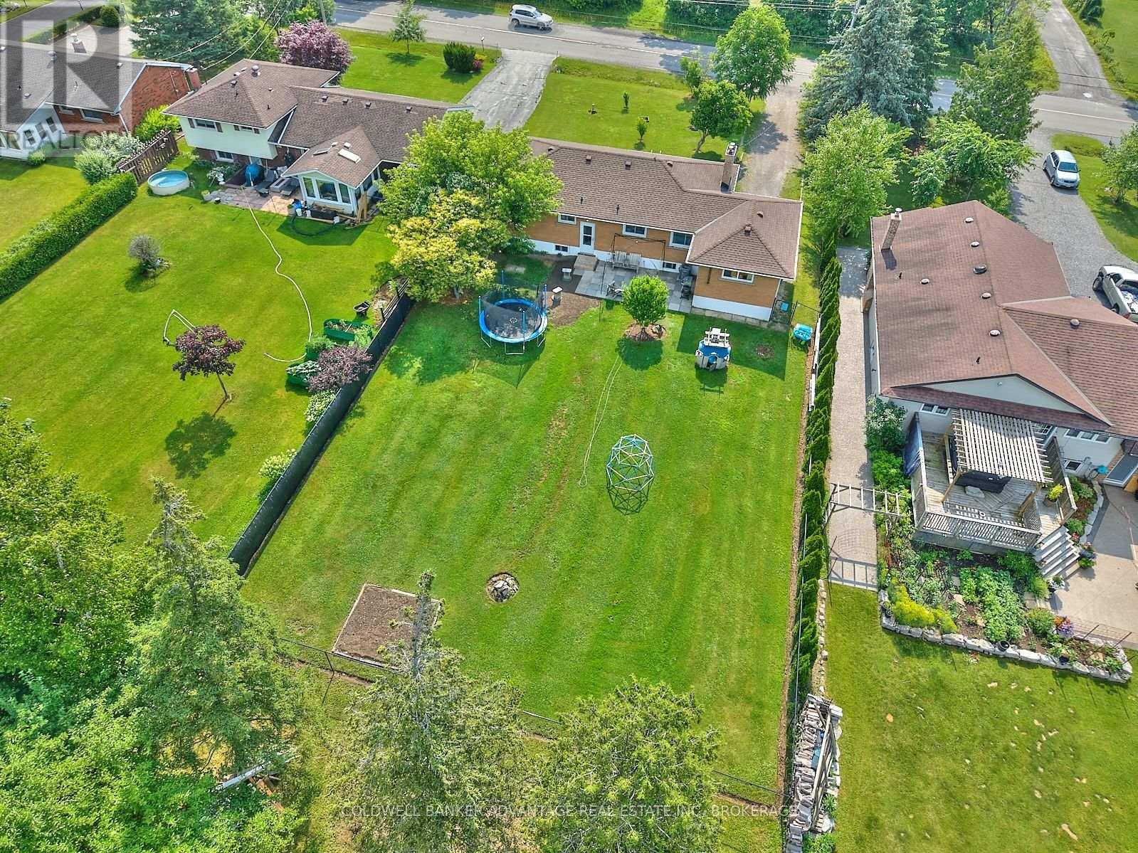 Photo 34 of 3314 Trinity Church Road, Hamilton ON