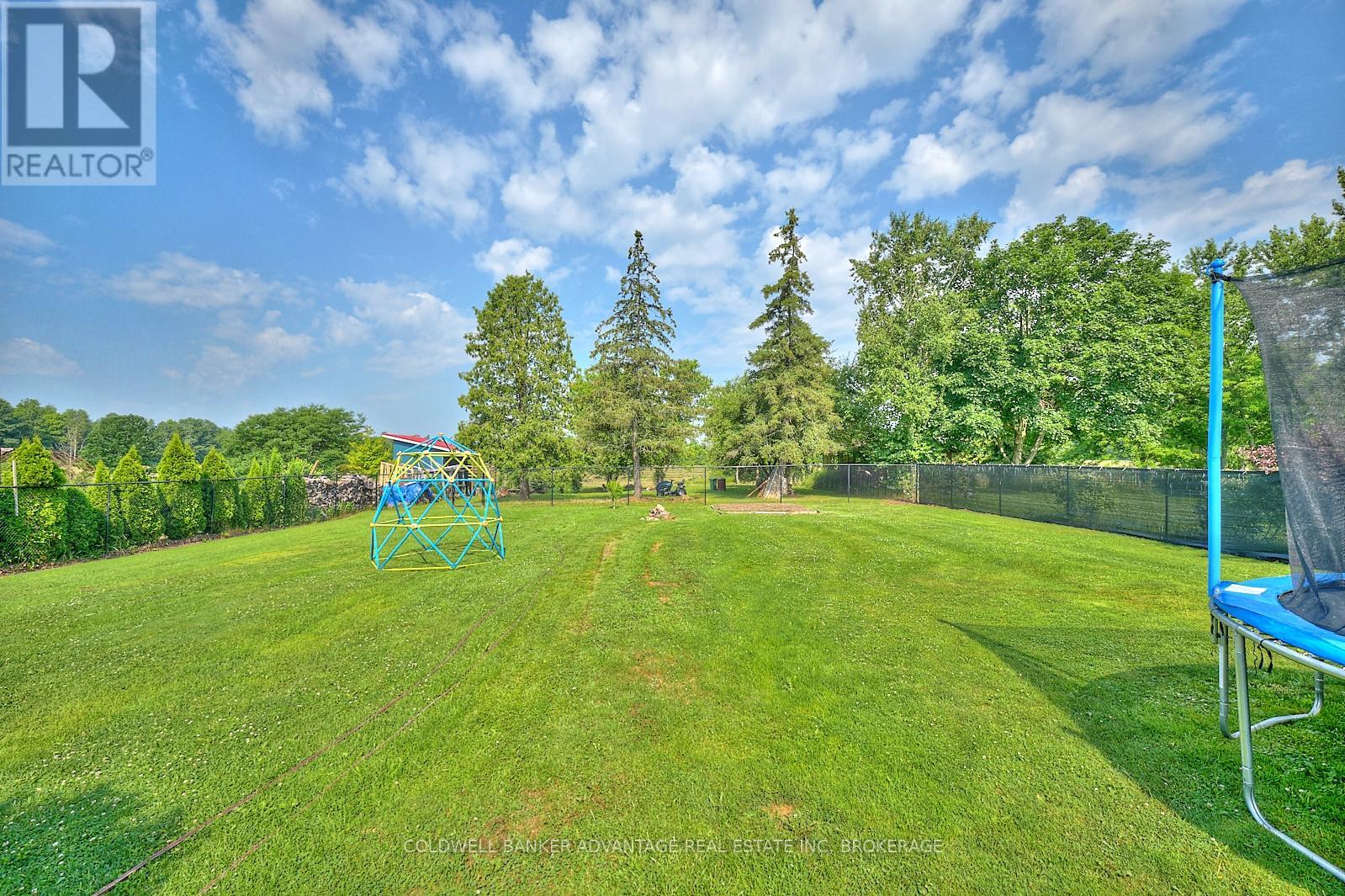 Photo 8 of 3314 Trinity Church Road, Hamilton ON