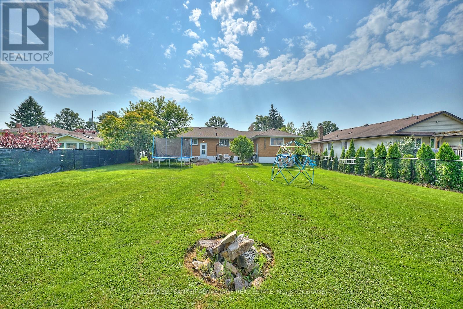 Photo 9 of 3314 Trinity Church Road, Hamilton ON