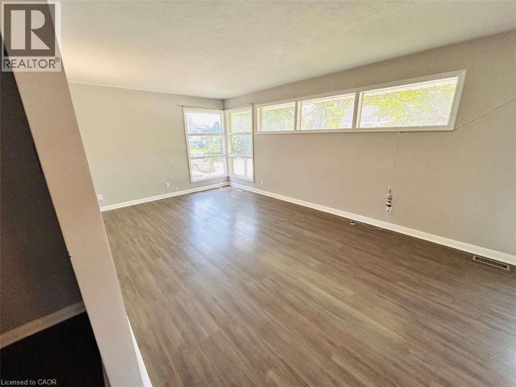 Photo 6 of 344 Victoria Avenue, Belleville ON
