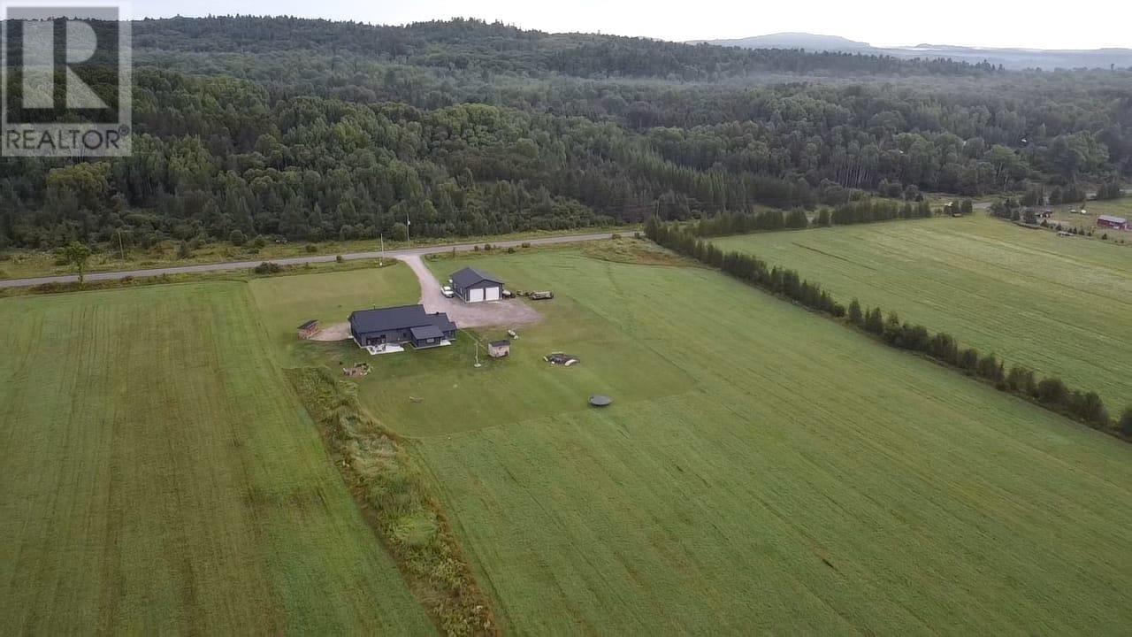 Photo 25 of 587 Watson Rd E, Echo Bay ON