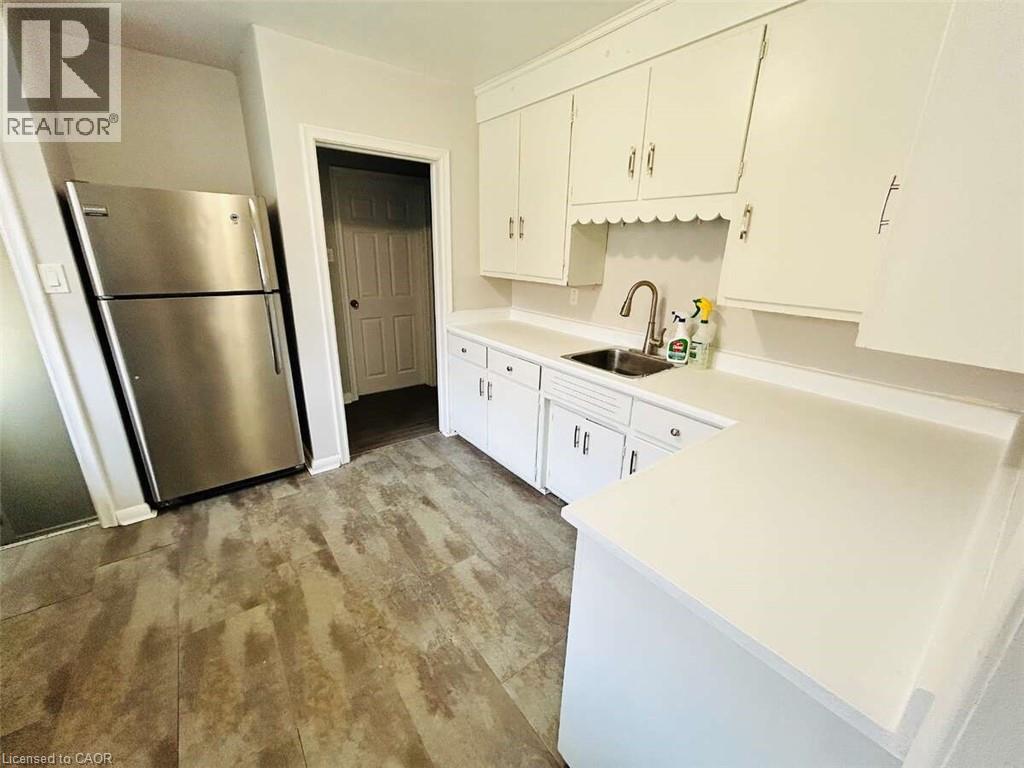 Photo 22 of 344 Victoria Avenue, Belleville ON