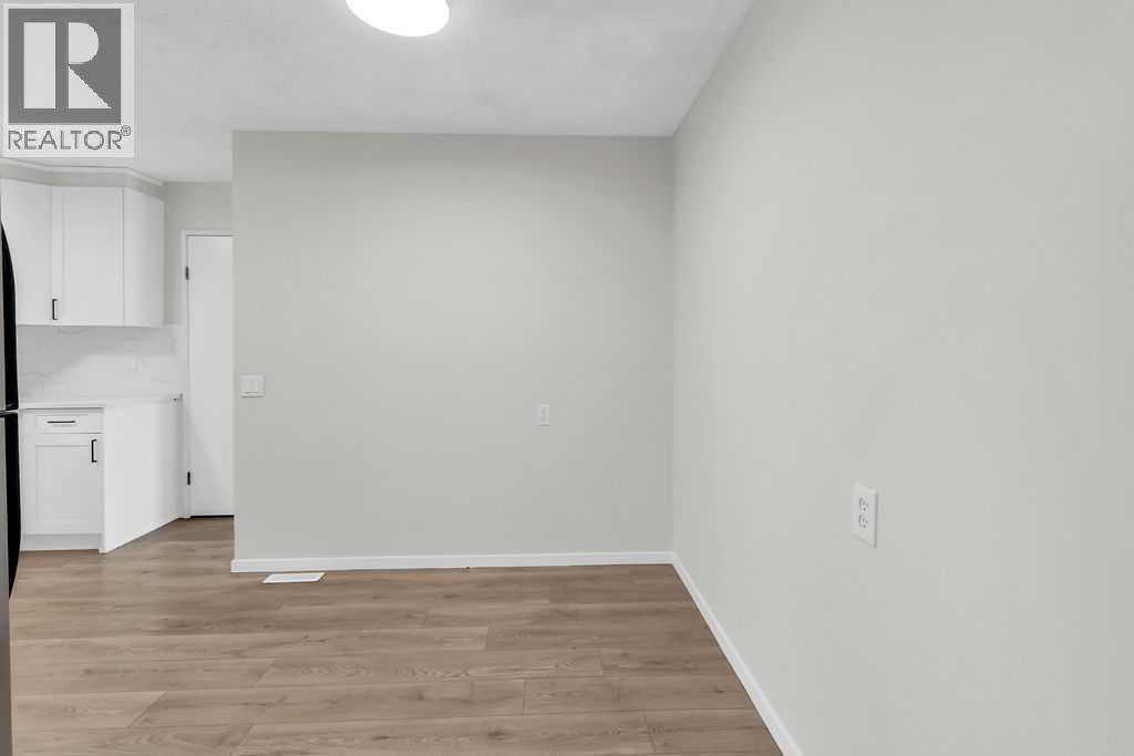 Photo 10 of 10 Radcliffe Crescent Se, Calgary AB