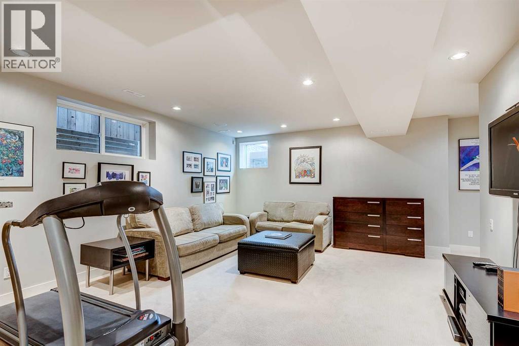 Photo 32 of 3917 15 A Street Sw, Calgary AB