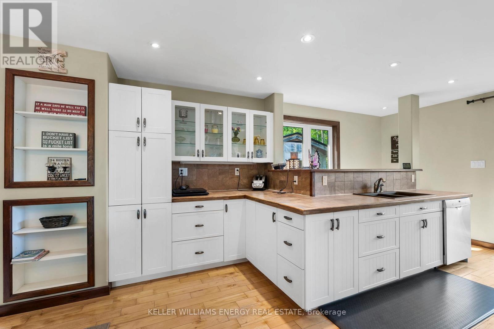 Photo 14 of 4070 Hwy 28, Selwyn ON