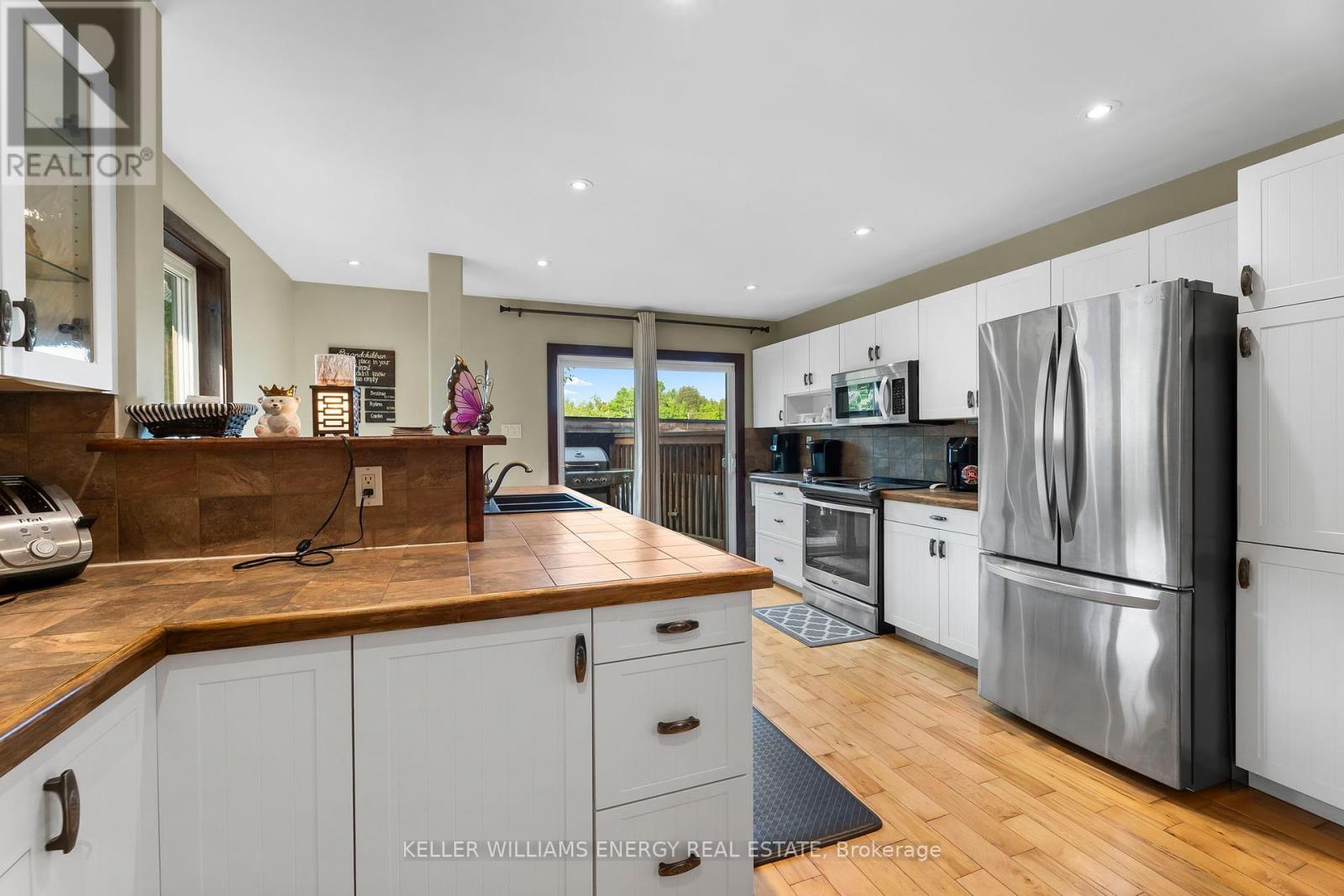 Photo 17 of 4070 Hwy 28, Selwyn ON