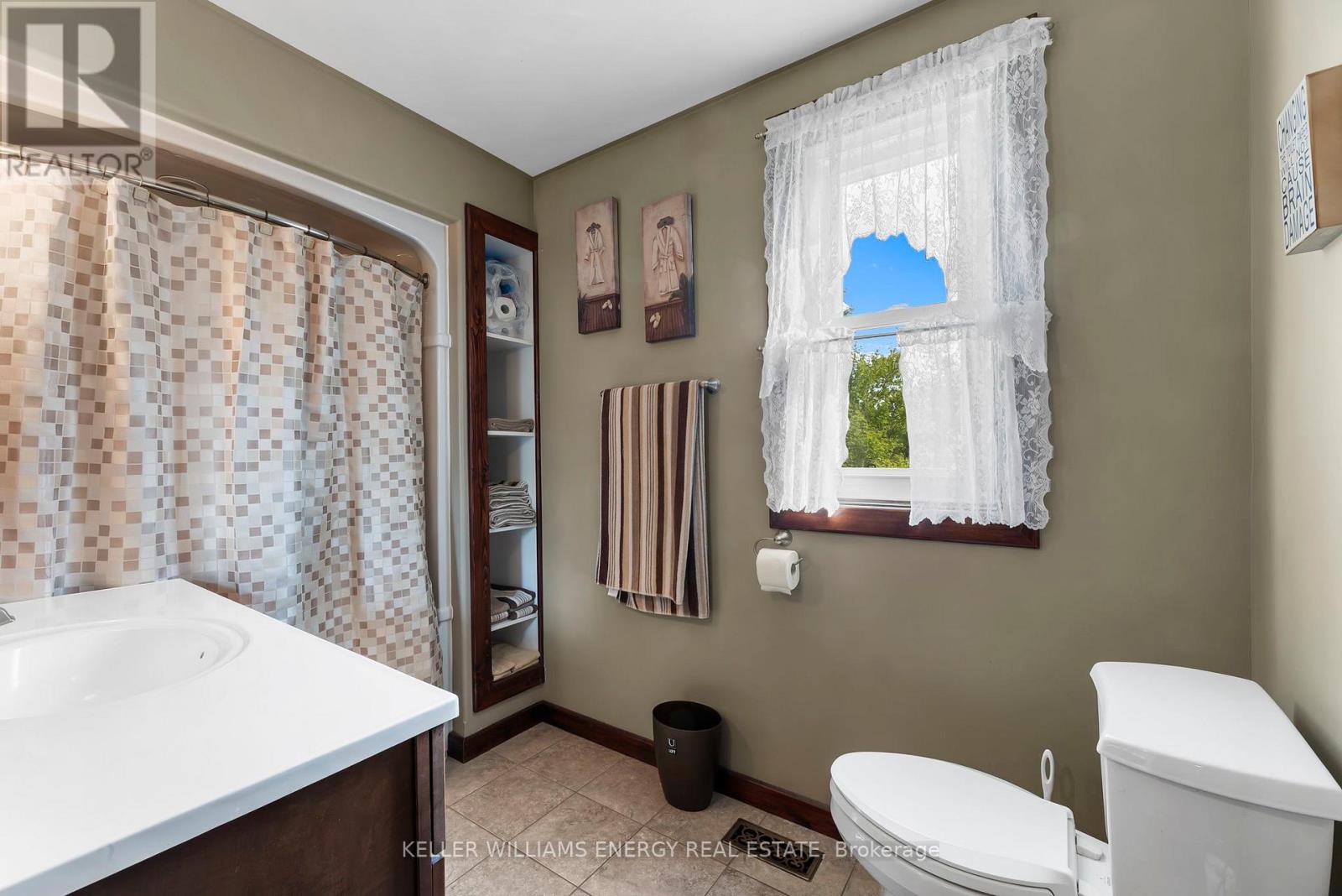 Photo 20 of 4070 Hwy 28, Selwyn ON