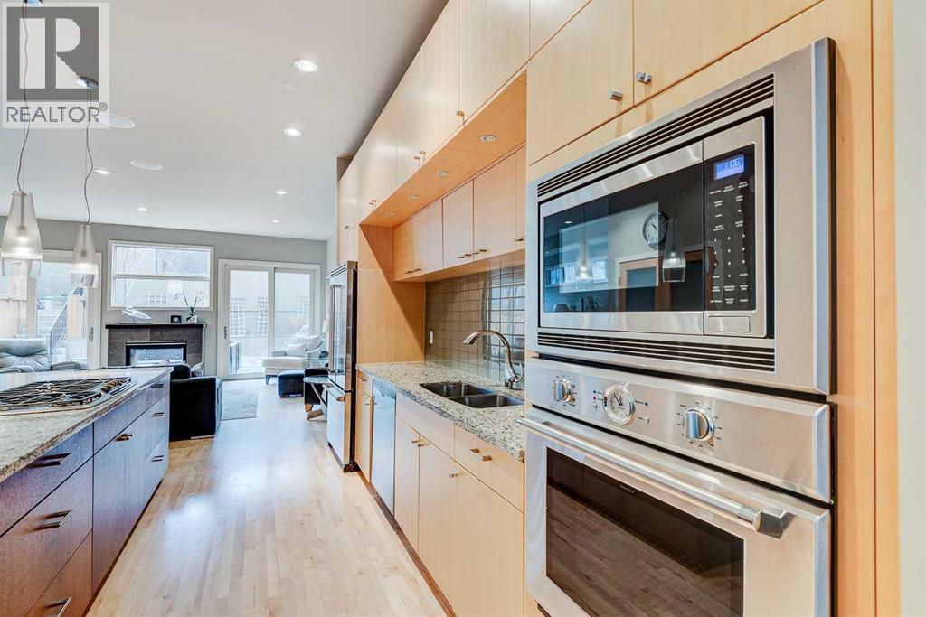 Photo 11 of 3917 15 A Street Sw, Calgary AB
