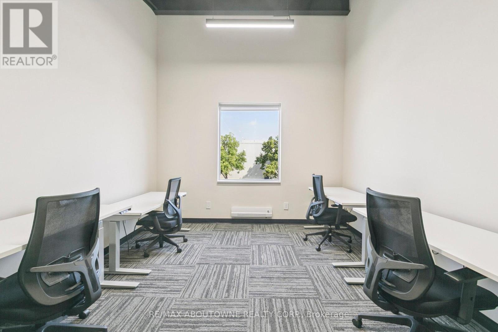 Photo 16 of 211 4 320 Matheson Boulevard W, Mississauga ON