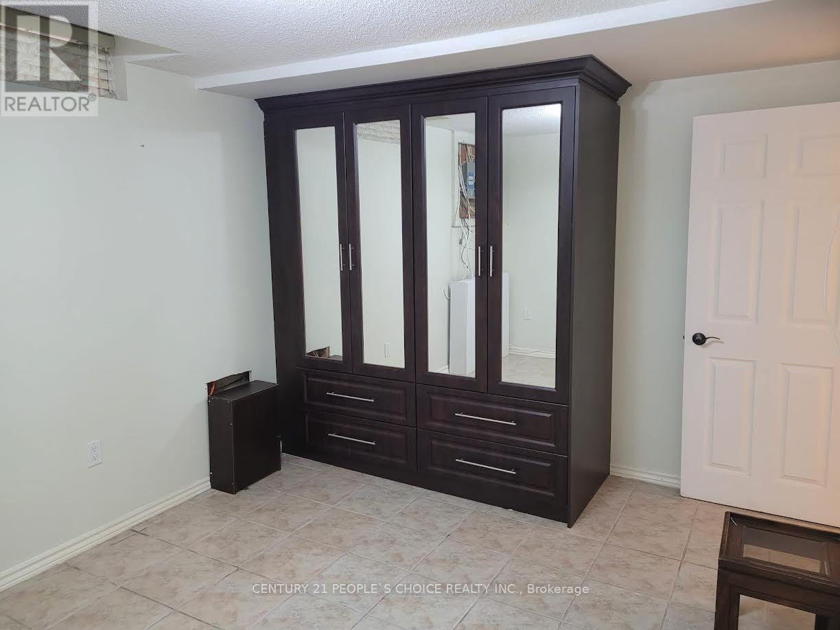 Photo 8 of Bsmnt 2524 Banfield Road, Mississauga ON