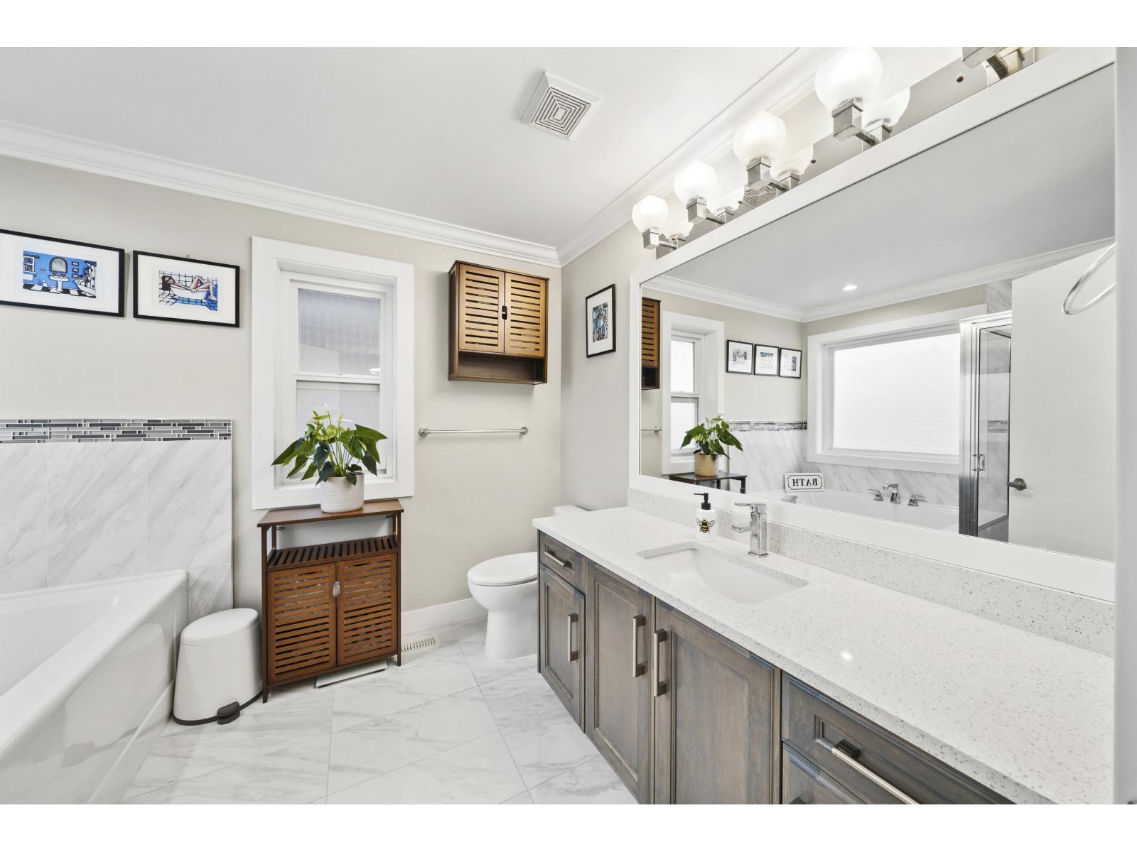Photo 20 of 7702 211 Street, Langley BC