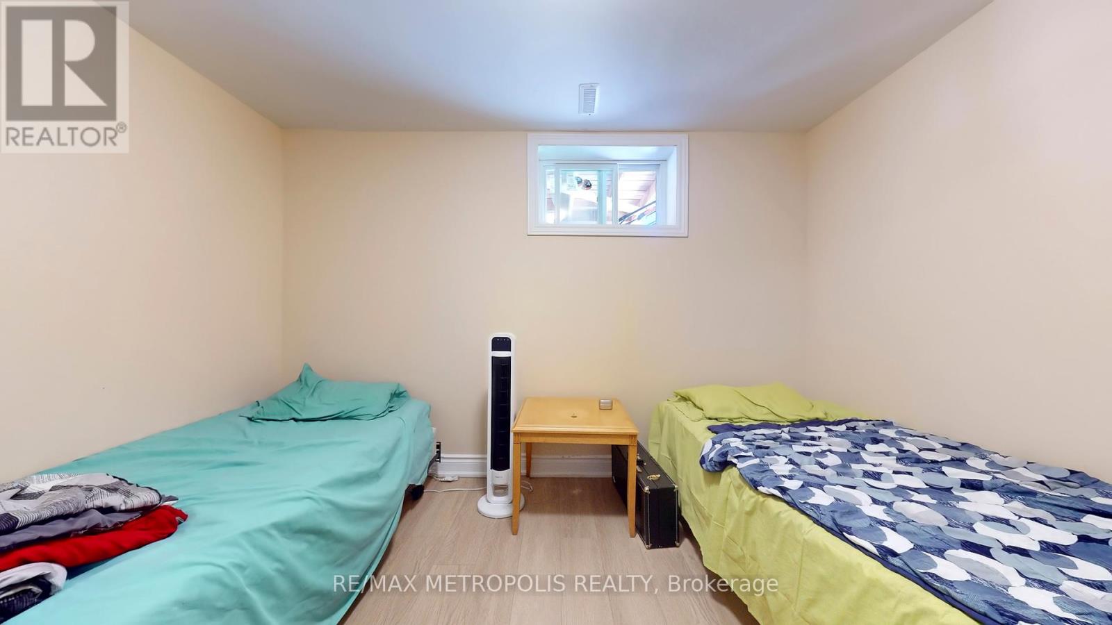 Photo 42 of 7087 Landen Court, Mississauga ON