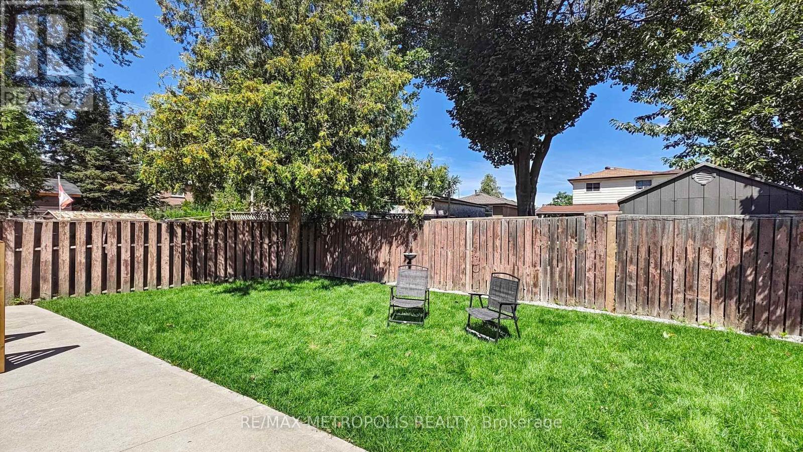 Photo 48 of 7087 Landen Court, Mississauga ON