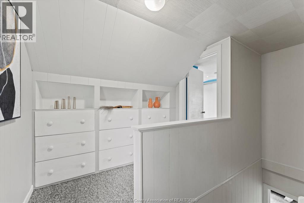 Photo 26 of 297 Talbot South, Essex ON