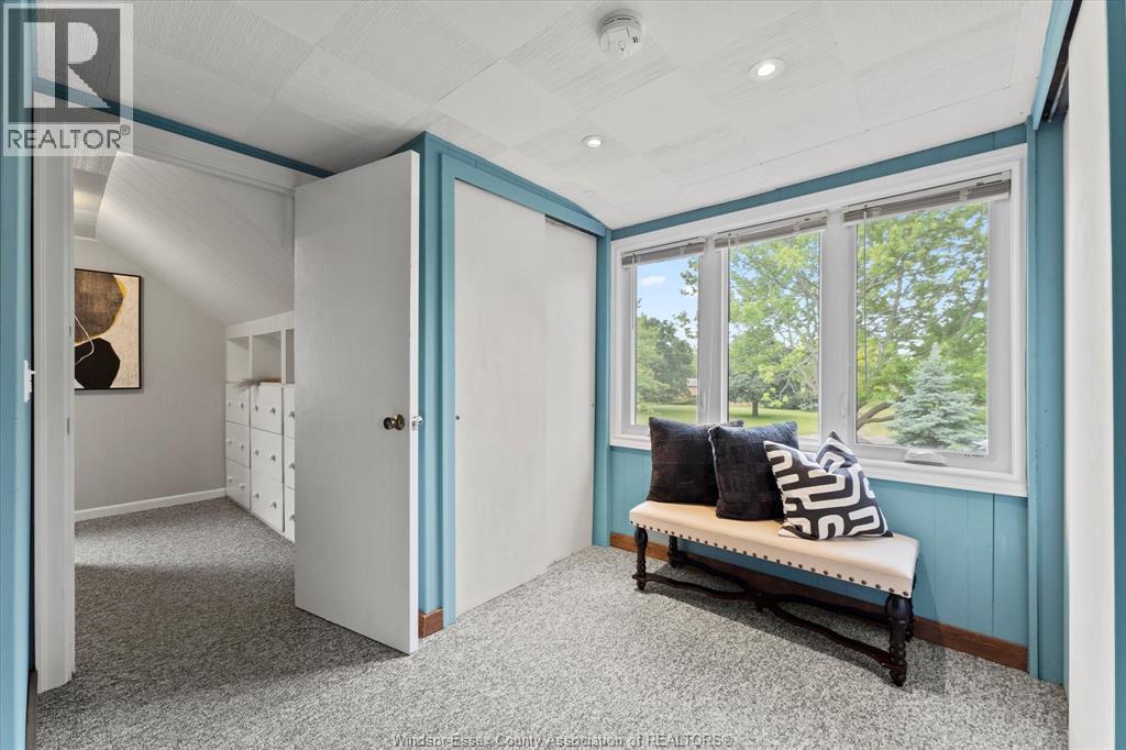 Photo 18 of 297 Talbot South, Essex ON