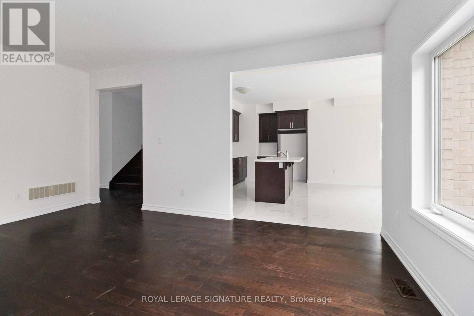 Photo 10 of 29 Stauffer Road, Brantford ON