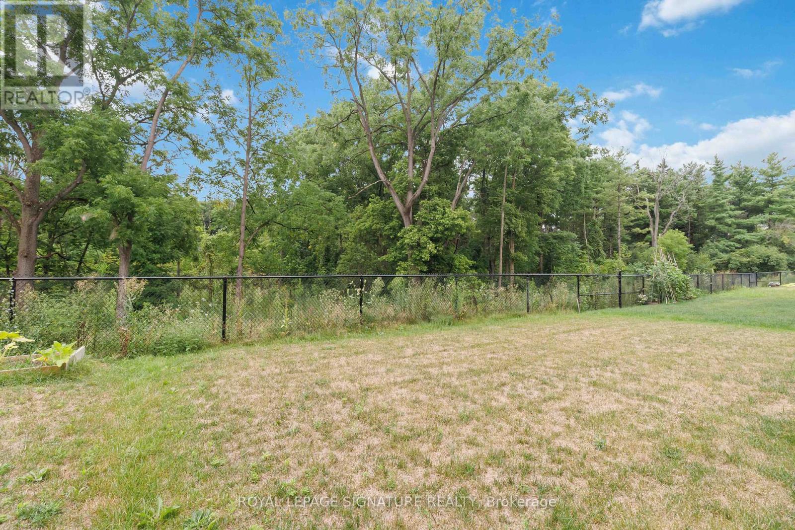 Photo 30 of 29 Stauffer Road, Brantford ON