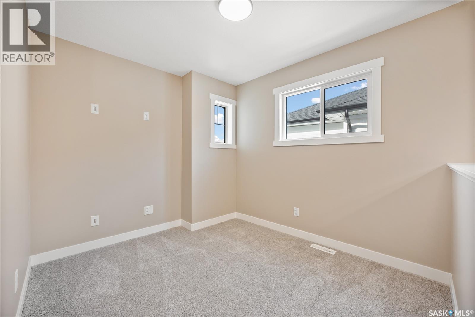 Photo 25 of 276 Froese Crescent, Warman SK