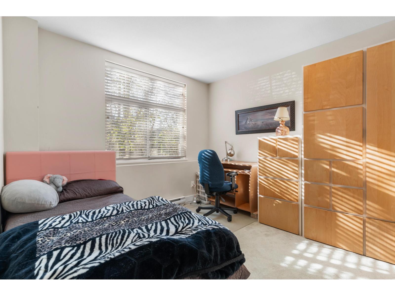 Photo 21 of 5 15833 26th Avenue, White Rock BC