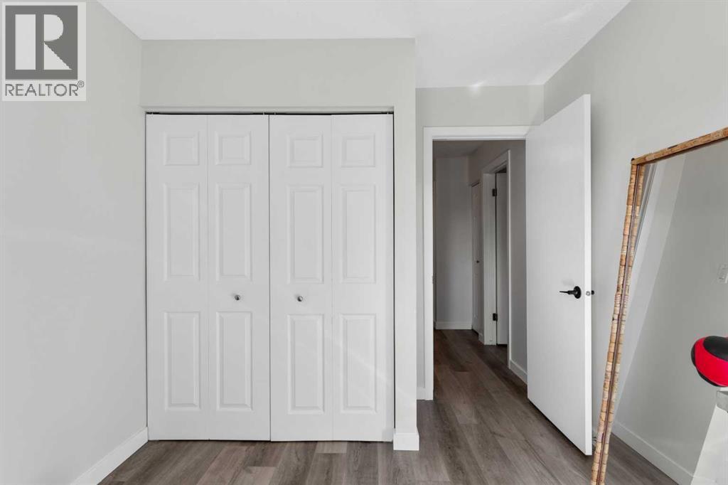 Photo 26 of 202 9803 24 Street Sw, Calgary AB