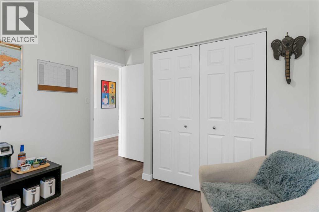 Photo 28 of 202 9803 24 Street Sw, Calgary AB