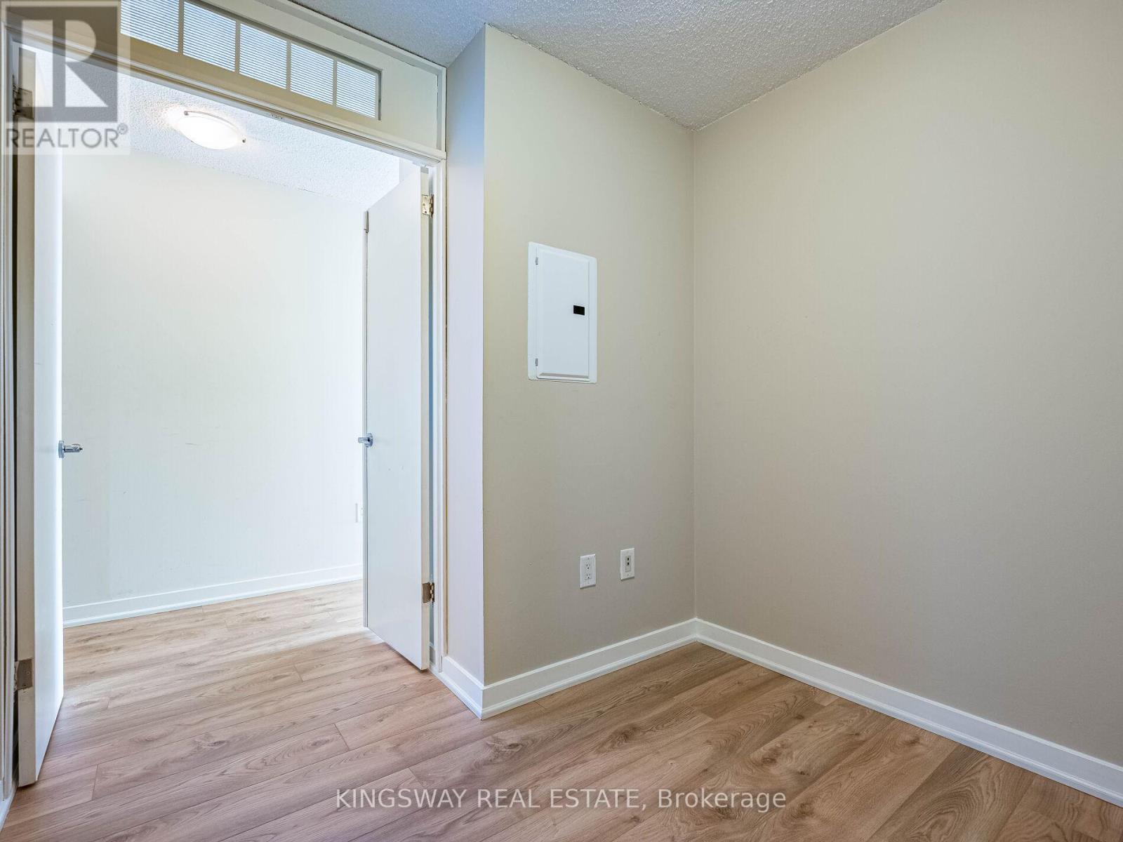 Photo 19 of 4206 25 Telegram Mews, Toronto ON